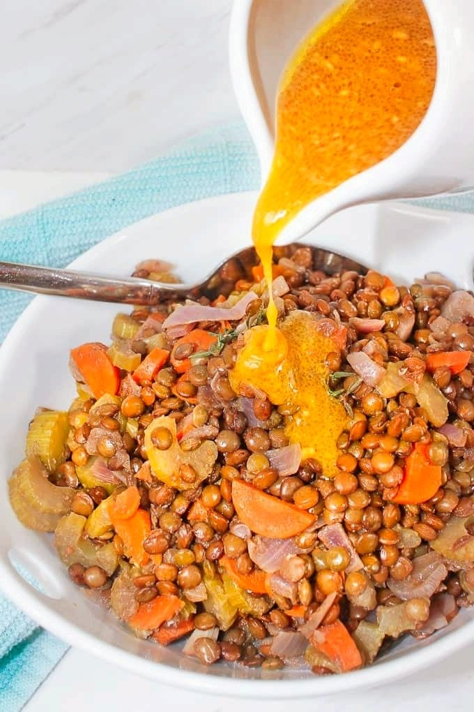 Easy French Lentil salad with Dijon Vinaigrette