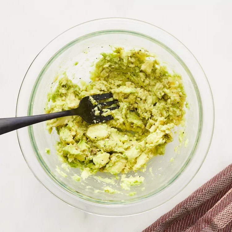 A Deliciously Simple Egg Toast with Avocado