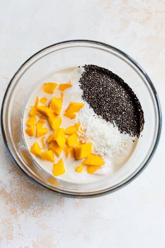 Mango Coconut Chia Pudding