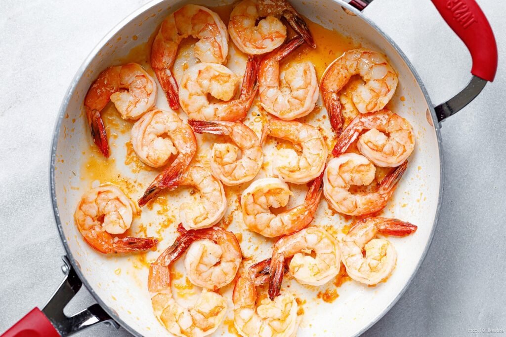 Creamy Garlic Shrimp Pasta